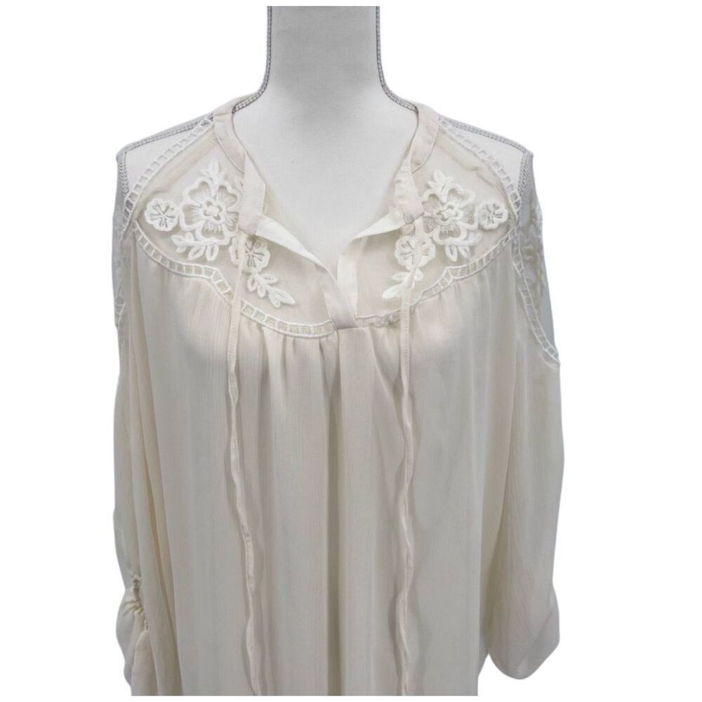 NWT Impressions Top Blouse Lace Embroidery  Boho - Picture 8 of 11